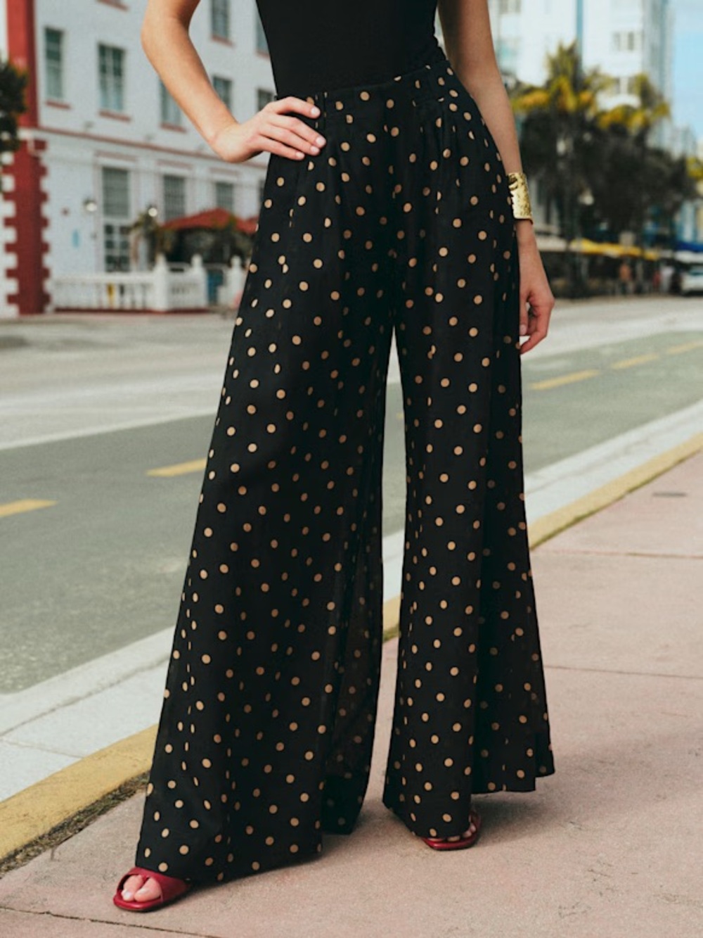 READ Sezane Terrence Pant Beige Polka Dots Black Background Print - Size 14 NWT